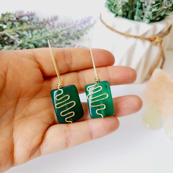 Gold Wire Wrapped Green Agate Stone Earrings and Pendant, Boho Chic, Minimalist - Picture 6 of 11